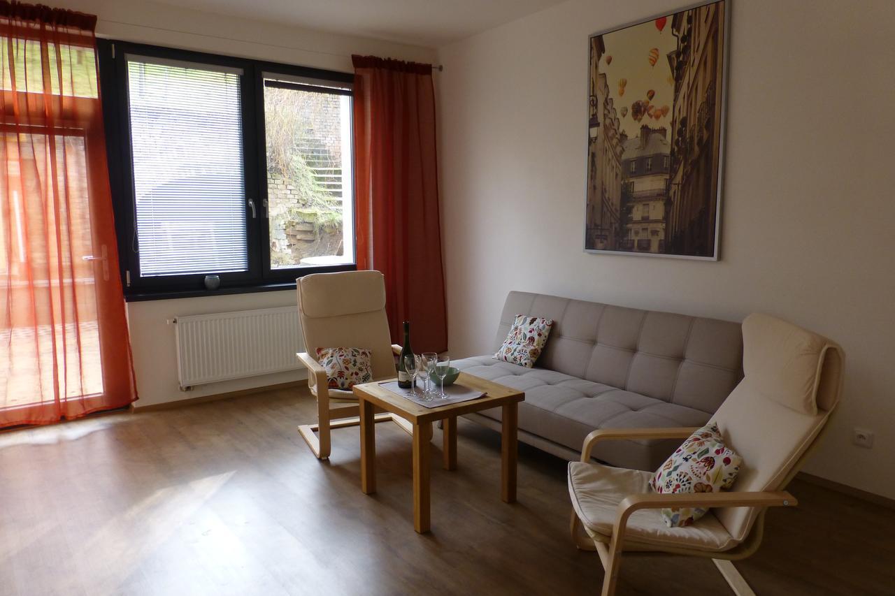 Pod Kralicim Vrchem Apartment Milovice  Bagian luar foto